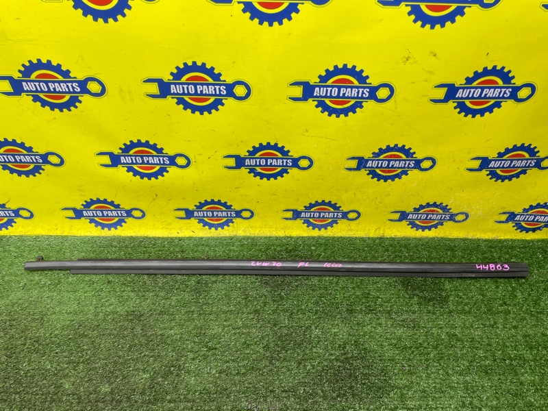 Запчасть молдинг стекла передний левый TOYOTA PRIUS ZVW30 2ZRFXE 75986-47020 контрактная Молдинг стекла передний левый TOYOTA PRIUS ZVW30 2ZRFXE 75986-47020 контрактная