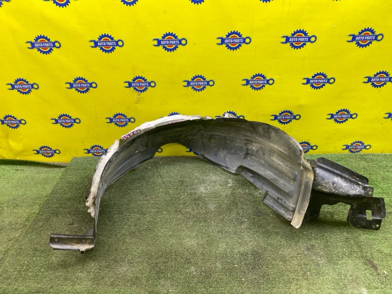 Подкрылок передний правый PRIUS NHW20 1NZFXE