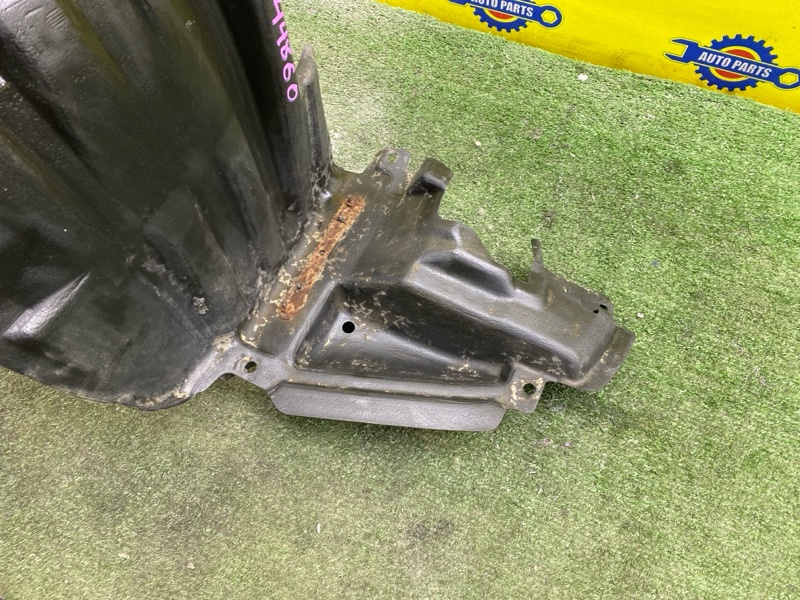 Подкрылок передний правый TOYOTA PRIUS NHW20 1NZFXE