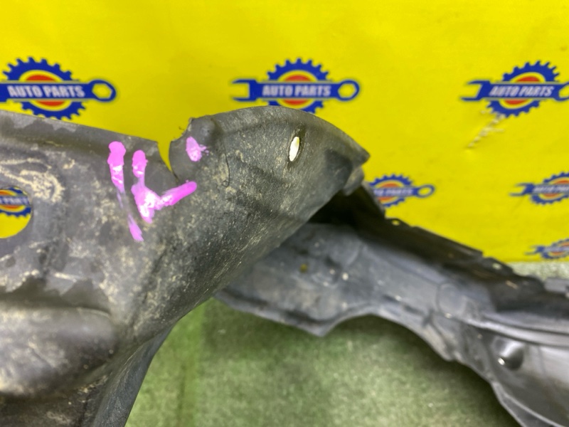 Подкрылок передний правый TOYOTA PRIUS NHW20 1NZFXE