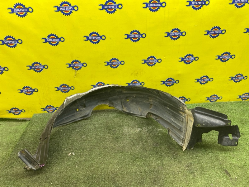 Подкрылок передний правый PRIUS NHW20 1NZFXE