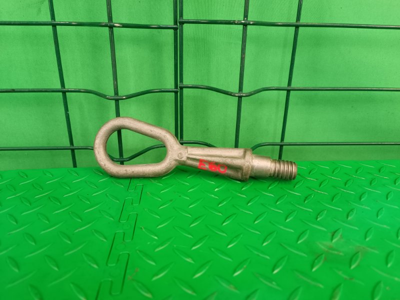 Крюк буксировочный BMW 5 E60 N52B30 72157070643 контрактная