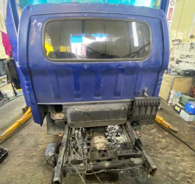Подушка коробки передач задняя BONGO 2005 PU D4BH/4D56