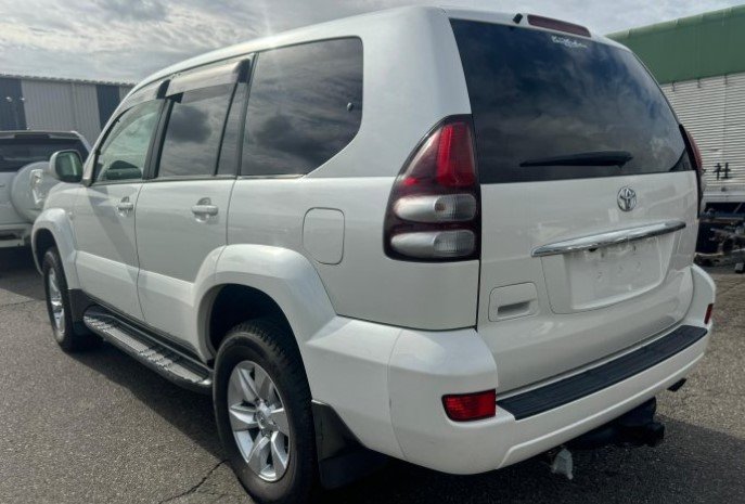 Уши передние правые LAND CRUISER PRADO 2003/Цвет 070 VZJ120W/VZJ120/VZJ121W/VZJ121/VZJ125W/VZJ125/GRJ120W/GRJ120/GRJ121W/GRJ121/GRJ125W/KDJ125/LJ120/LJ125/RZJ120W/25W/KDJ120W/KDJ120/KDJ121W/KDJ121/RZJ120/RZJ125W/RZJ125/TRJ120W/TRJ120/TRJ125W/TRJ125 5VZFE