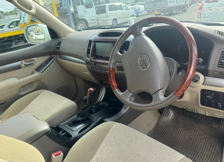 Уши передние правые LAND CRUISER PRADO 2003/Цвет 070 VZJ120W/VZJ120/VZJ121W/VZJ121/VZJ125W/VZJ125/GRJ120W/GRJ120/GRJ121W/GRJ121/GRJ125W/KDJ125/LJ120/LJ125/RZJ120W/25W/KDJ120W/KDJ120/KDJ121W/KDJ121/RZJ120/RZJ125W/RZJ125/TRJ120W/TRJ120/TRJ125W/TRJ125 5VZFE