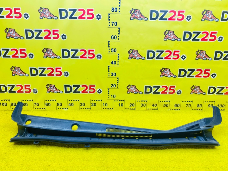 Жабо переднее TOYOTA NOAH 2014/Цвет 070 ZRR85 3ZRFAE 55708-28190 контрактная