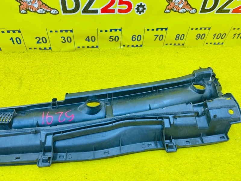 Жабо переднее VOXY 2014/Цвет 202 ZWR80 2ZRFXE