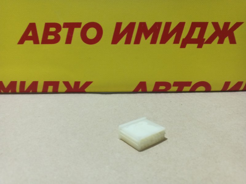 Разъем платы зад.фонар 05-08 гол. ЛАДА новая