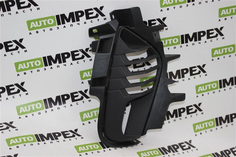 Рамка поворотника правая K5 2020- DL3