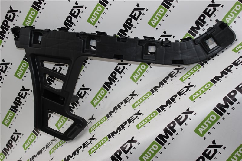Крепление заднее левое K5 2020- DL3