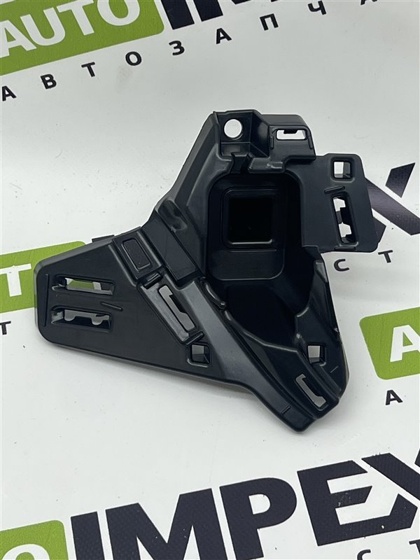 Кронштейн решетки радиатора правый Skoda RAPID Rapid II с 2020- 60U807724 новая