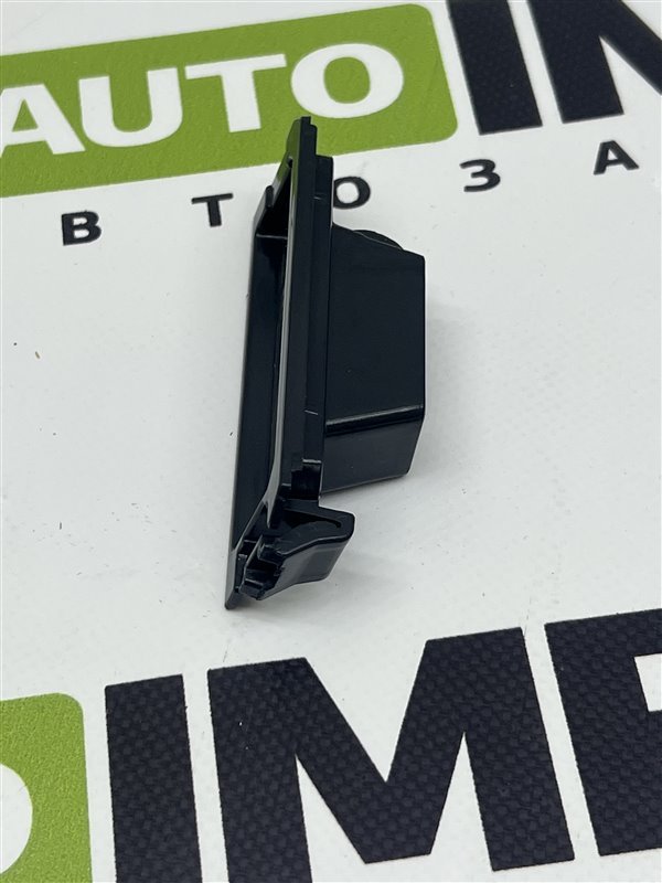 Подсветка номера правая Kia RIO IV 2017-2023