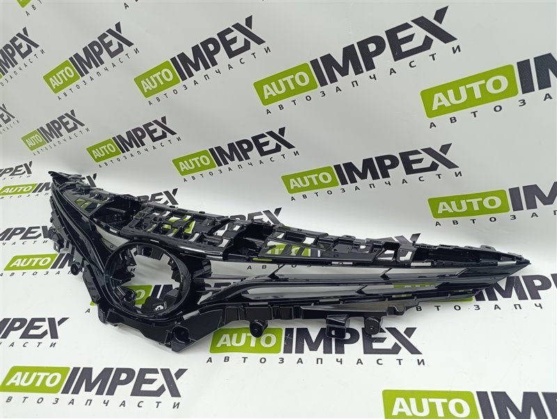 Решетка радиатора Toyota CAMRY V75 2021- рест 53101-33620 новая