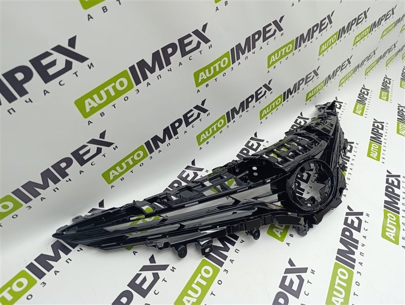 Решетка радиатора CAMRY V75 2021- рест