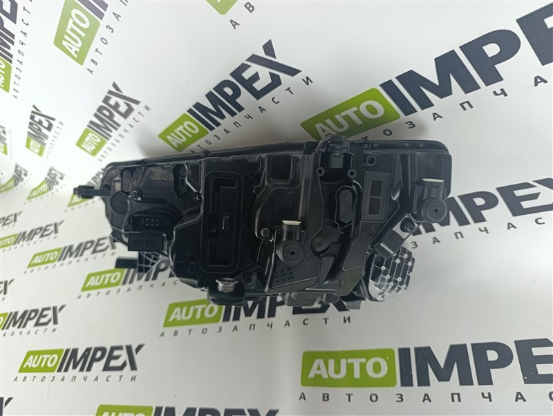 Фара правая Led передняя OCTAVIA 2021- A8 с 2021- Фара правая Led передняя OCTAVIA 2021- A8 с 2021-