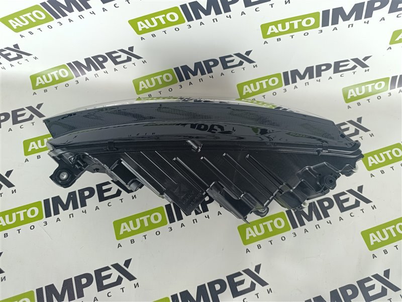 Фара правая Led передняя OCTAVIA 2021- A8 с 2021- Фара правая Led передняя OCTAVIA 2021- A8 с 2021-