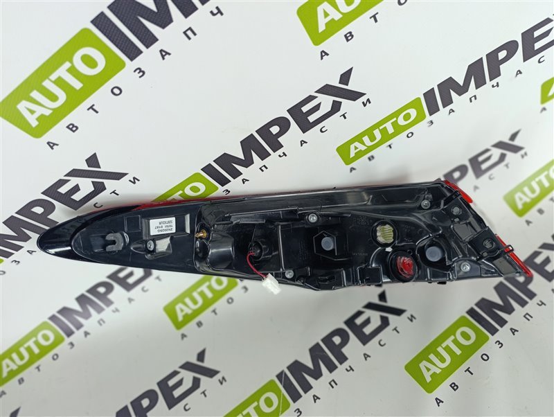 Фонарь лампы правый CAMRY 2018-2023 V70 V75