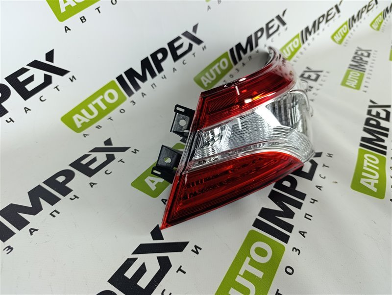 Фонарь лампы правый CAMRY 2018-2023 V70 V75