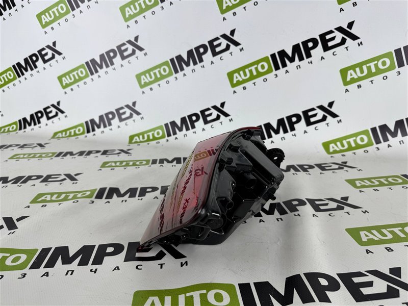 Фонарь правый OCTAVIA 2021- A8 с 2021-