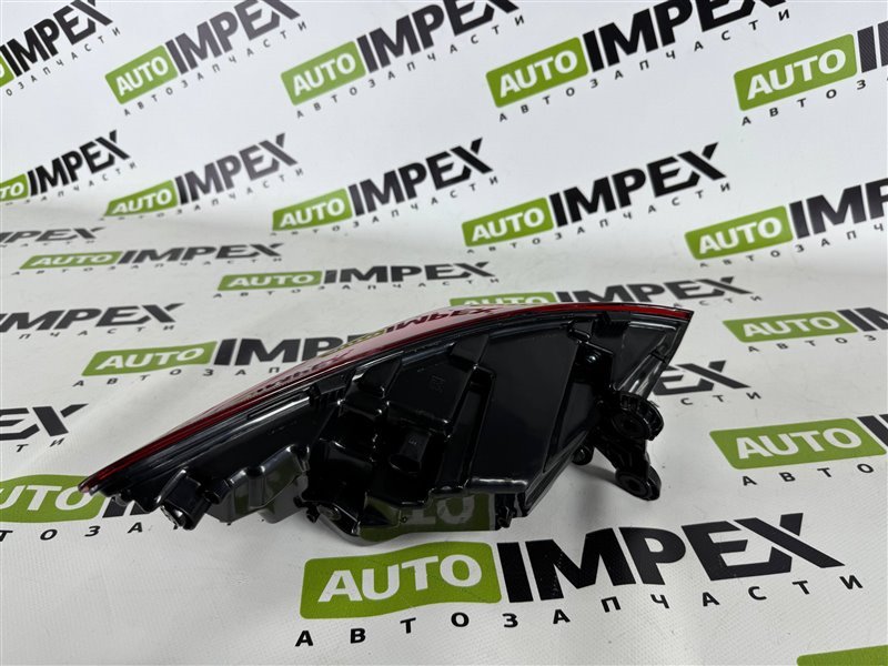 Фонарь правый OCTAVIA 2021- A8 с 2021-