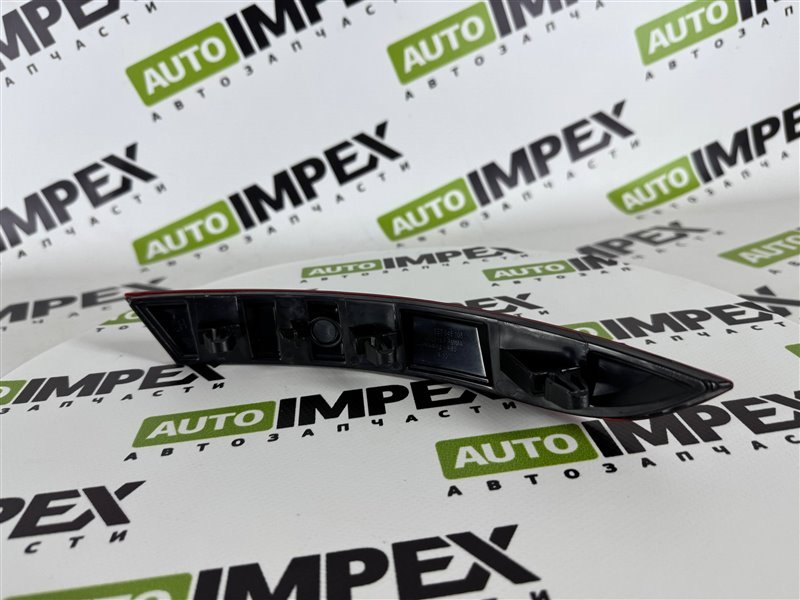 Катафот левый OCTAVIA 2021- A8 с 2021-