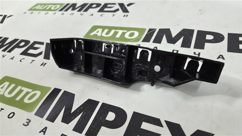Кронштейн передний правый Chery Arrizo 8 2022- 602001600AA новая