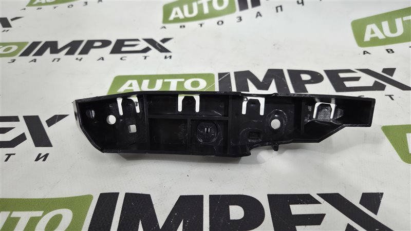 Кронштейн передний правый Chery Arrizo 8