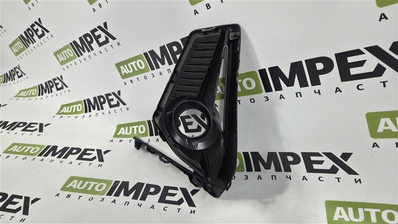 Рамка ПТФ правая Arrizo 8 2022-