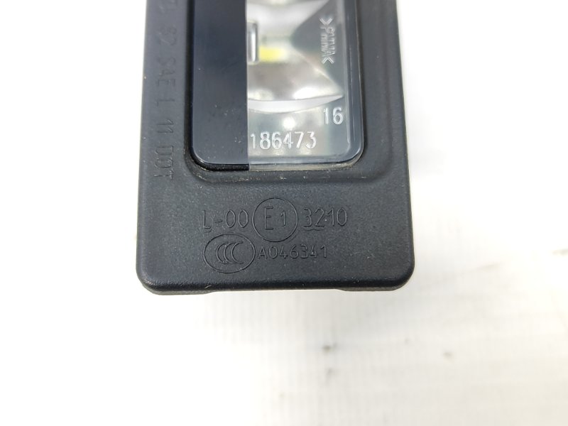 Подсветка номера Jetta 6