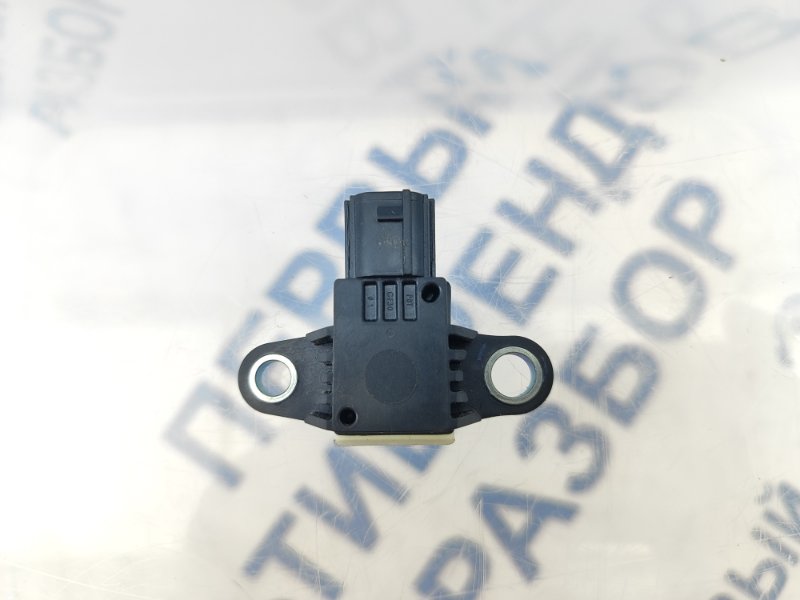 Датчик удара передний левый Murano Z52