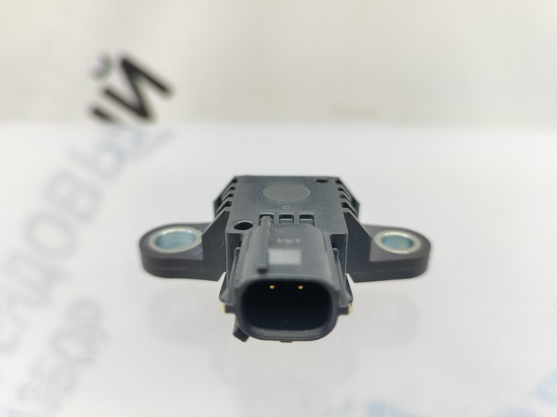 Датчик удара передний левый Murano Z52