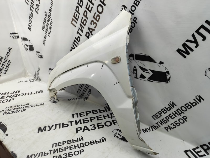 Крыло переднее левое Toyota Land Cruiser Prado 120