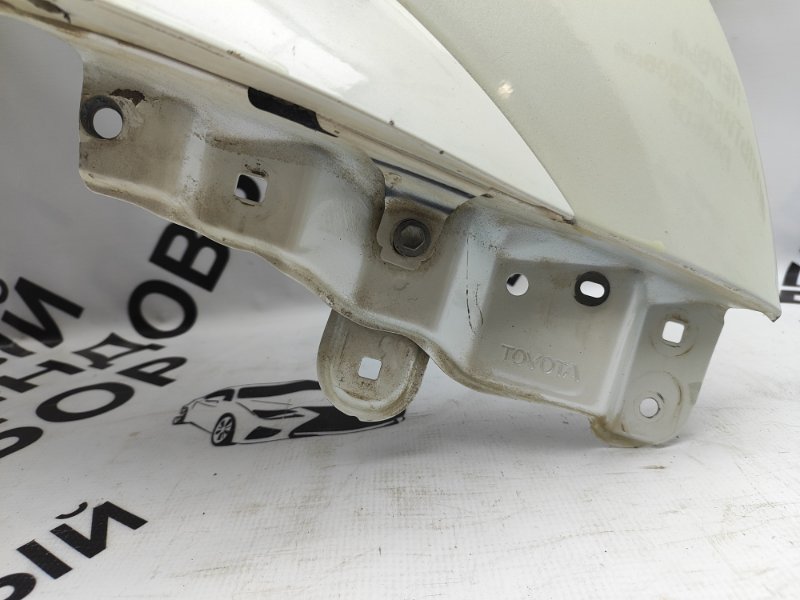 Крыло переднее правое Land Cruiser Prado 120