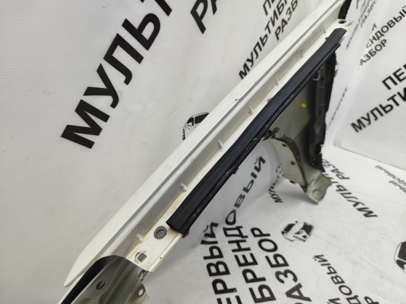 Крыло переднее правое Land Cruiser Prado 120