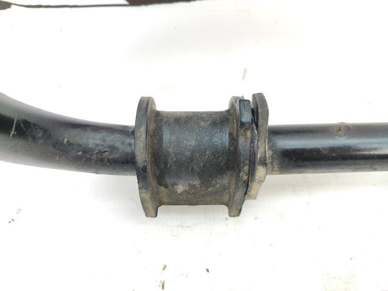 Стабилизатор задний Land Cruiser 200 Стабилизатор задний Land Cruiser 200