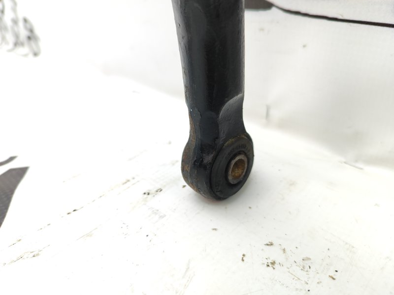 Стабилизатор задний Land Cruiser 200