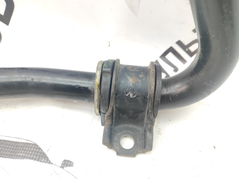 Стабилизатор передний Land Cruiser 200