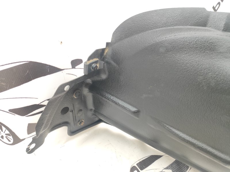 Подкрылок передний правый Rav4 30 Подкрылок передний правый Rav4 30