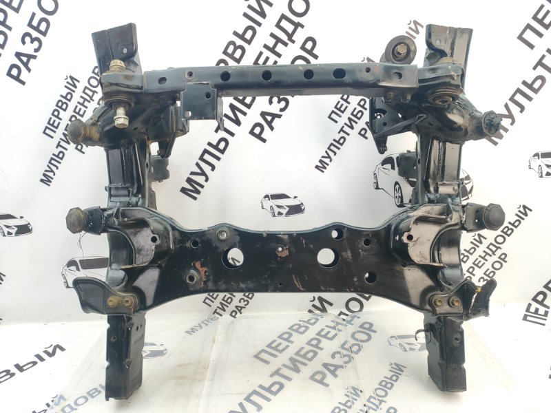 Рама передняя Toyota Land Cruiser 100 51001-6B270 Б/У