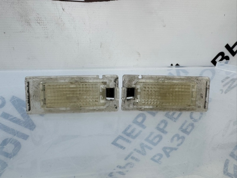 Плафон подсветки багажника Volkswagen Jetta 6 5N0 943 021 Б/У