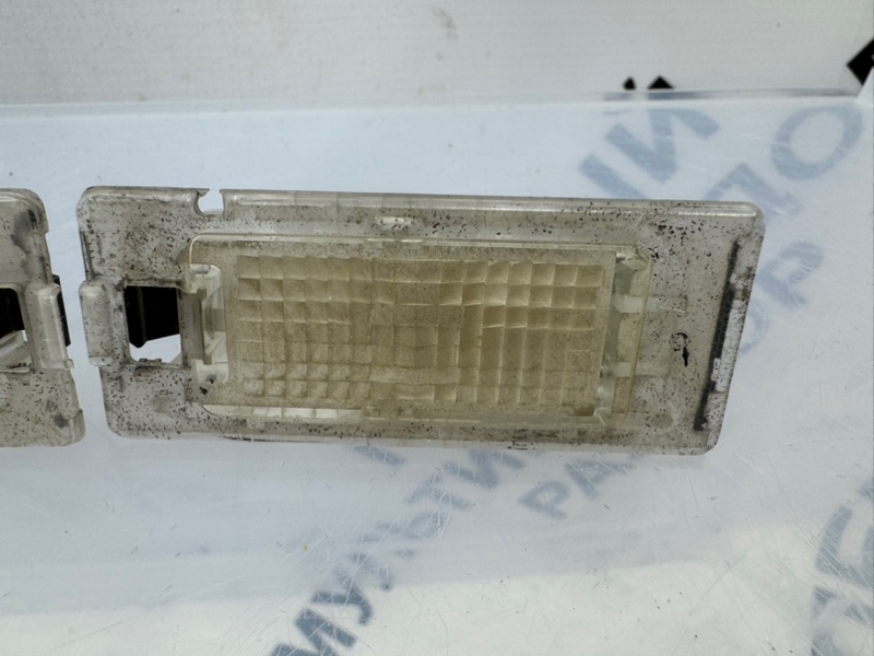 Плафон подсветки багажника Jetta 6