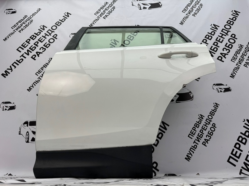 Дверь боковая задняя левая Rav4 40