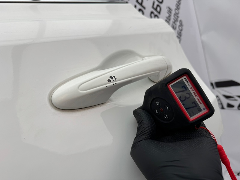 Дверь боковая задняя левая Rav4 40