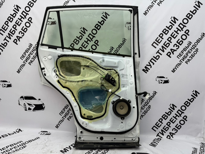 Дверь боковая задняя левая Rav4 40