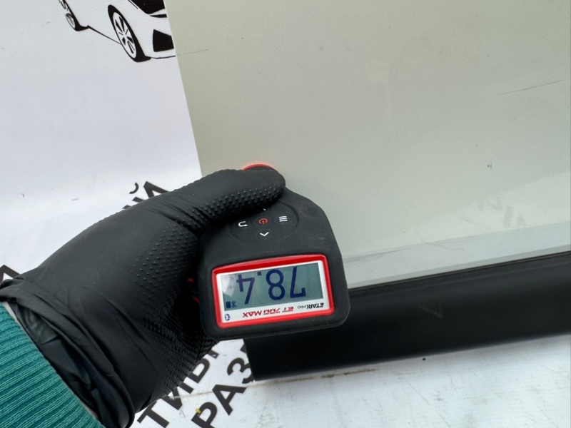 Дверь боковая передняя правая Rav4 40