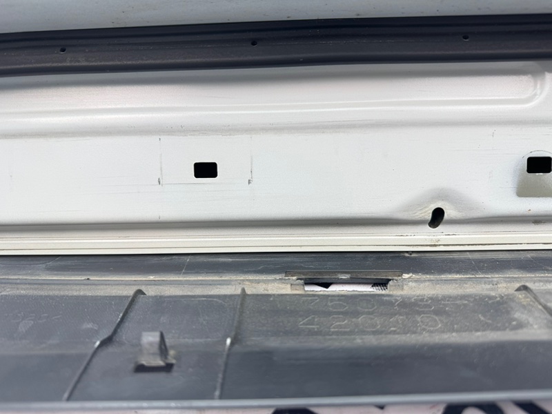 Дверь боковая передняя правая Rav4 40