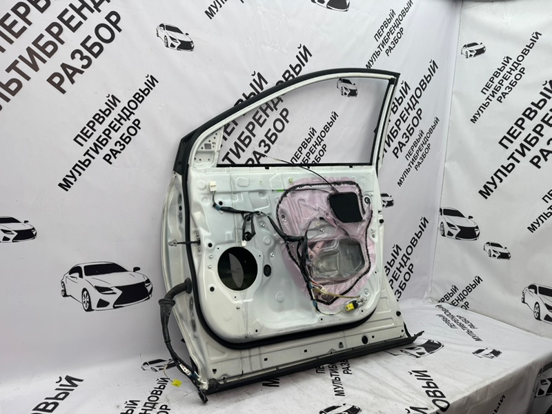 Дверь боковая передняя правая Rav4 40