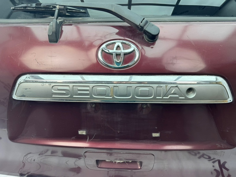 Крышка багажника Sequoia 2