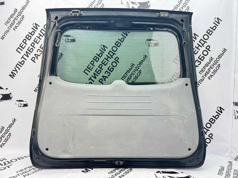 Крышка багажника Grand Starex 2