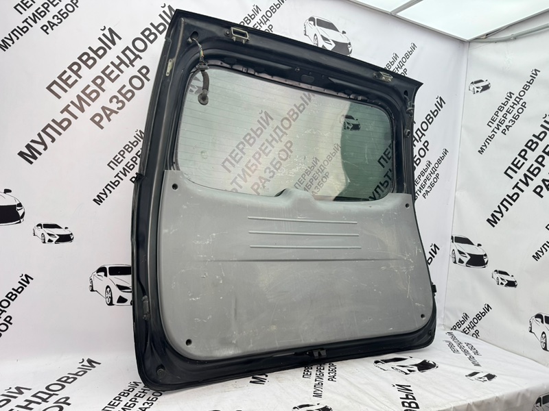 Крышка багажника Grand Starex 2